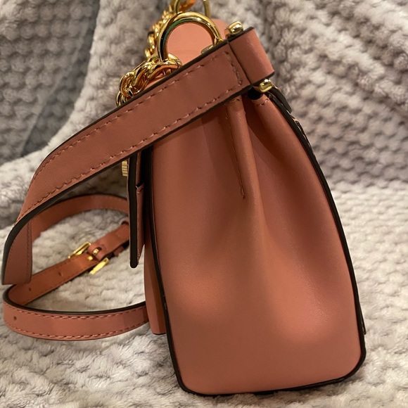 Michael Kors cross body purse in beautiful pink color with gold accents - Picture 9 of 13